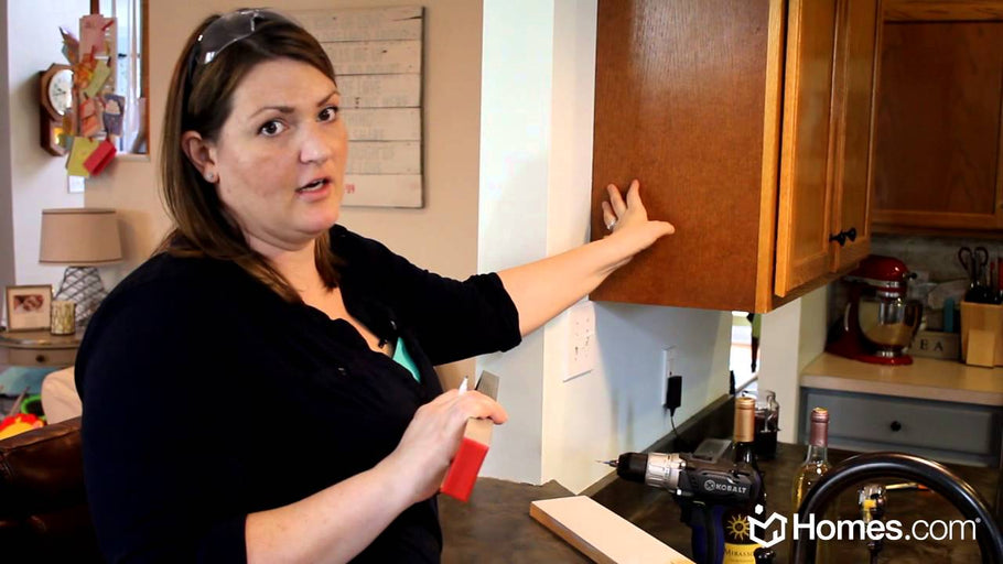 Homes.com DIY Experts: Create a Custom DIY Wine Rack by Homes.com (6 years ago)