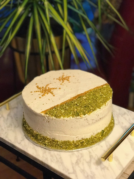 Chai Cake with Cardamom Frosting & Black Tea Custard Filling